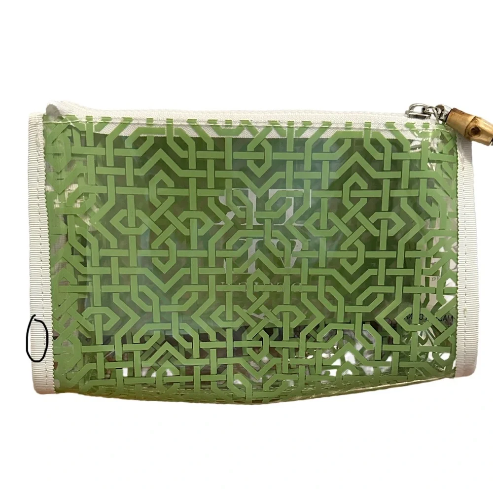 NEW TRVL DESIGN women's lattice daytripper set toiletry bag in green & clear